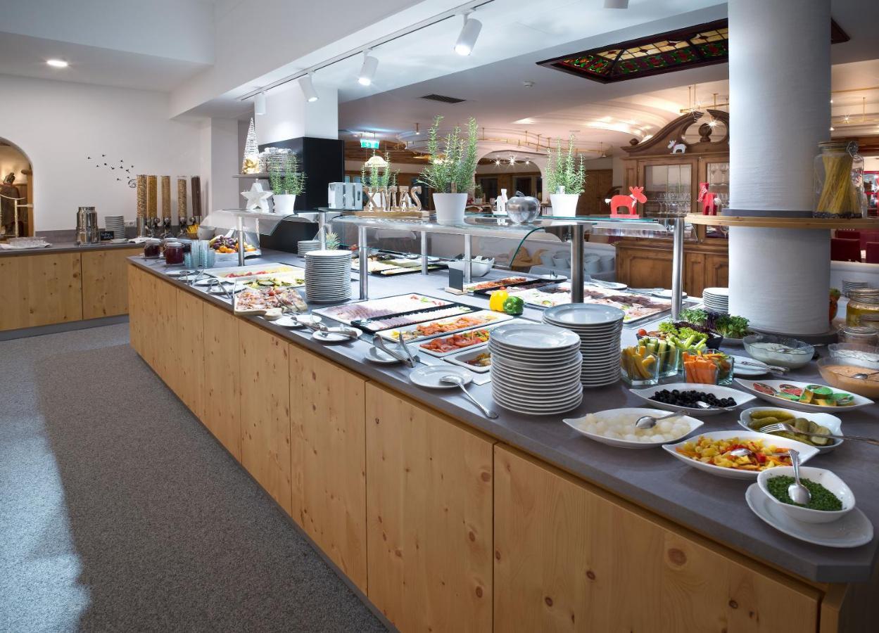 Jufa Alpenhotel Saalbach Kültér fotó
