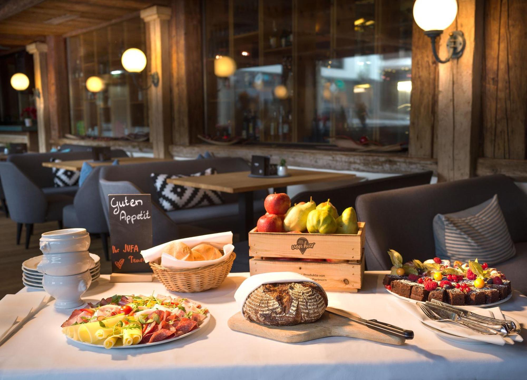 Jufa Alpenhotel Saalbach Kültér fotó