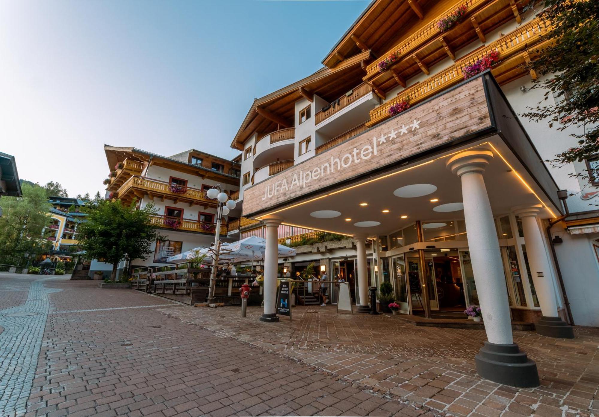 Jufa Alpenhotel Saalbach Kültér fotó