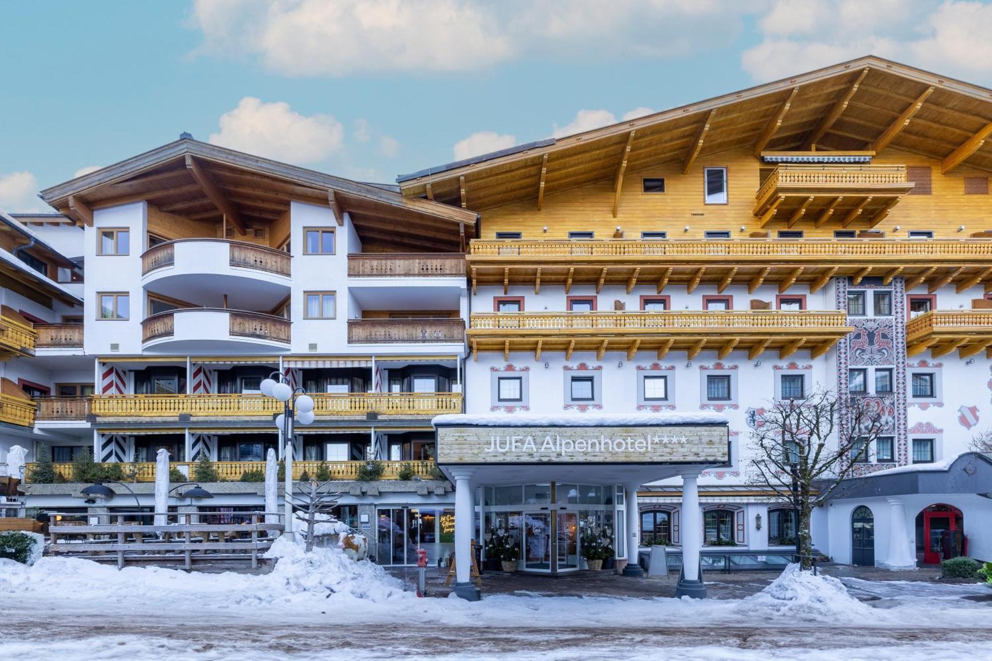 Jufa Alpenhotel Saalbach Kültér fotó